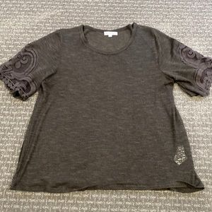 Women’s sheer knit top xl